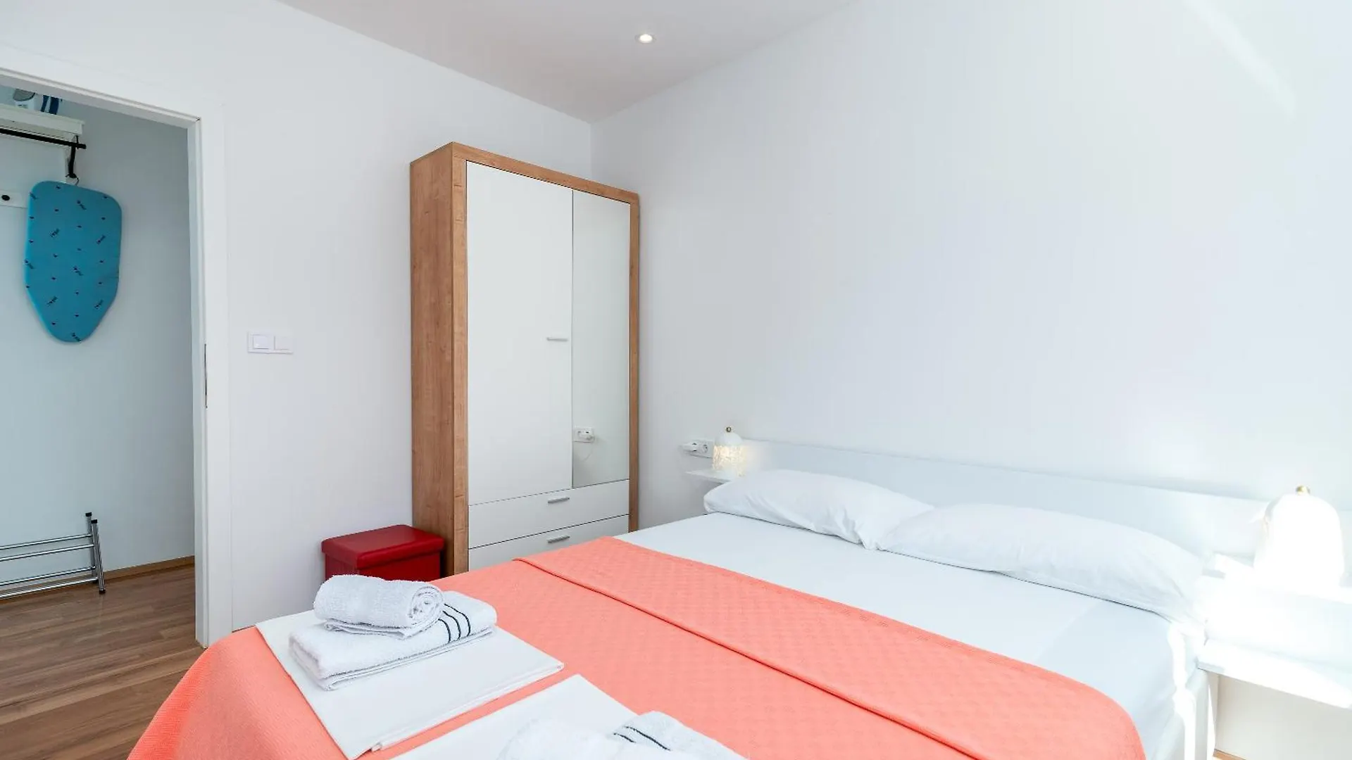 Apartments Lotus Trogir 0*,