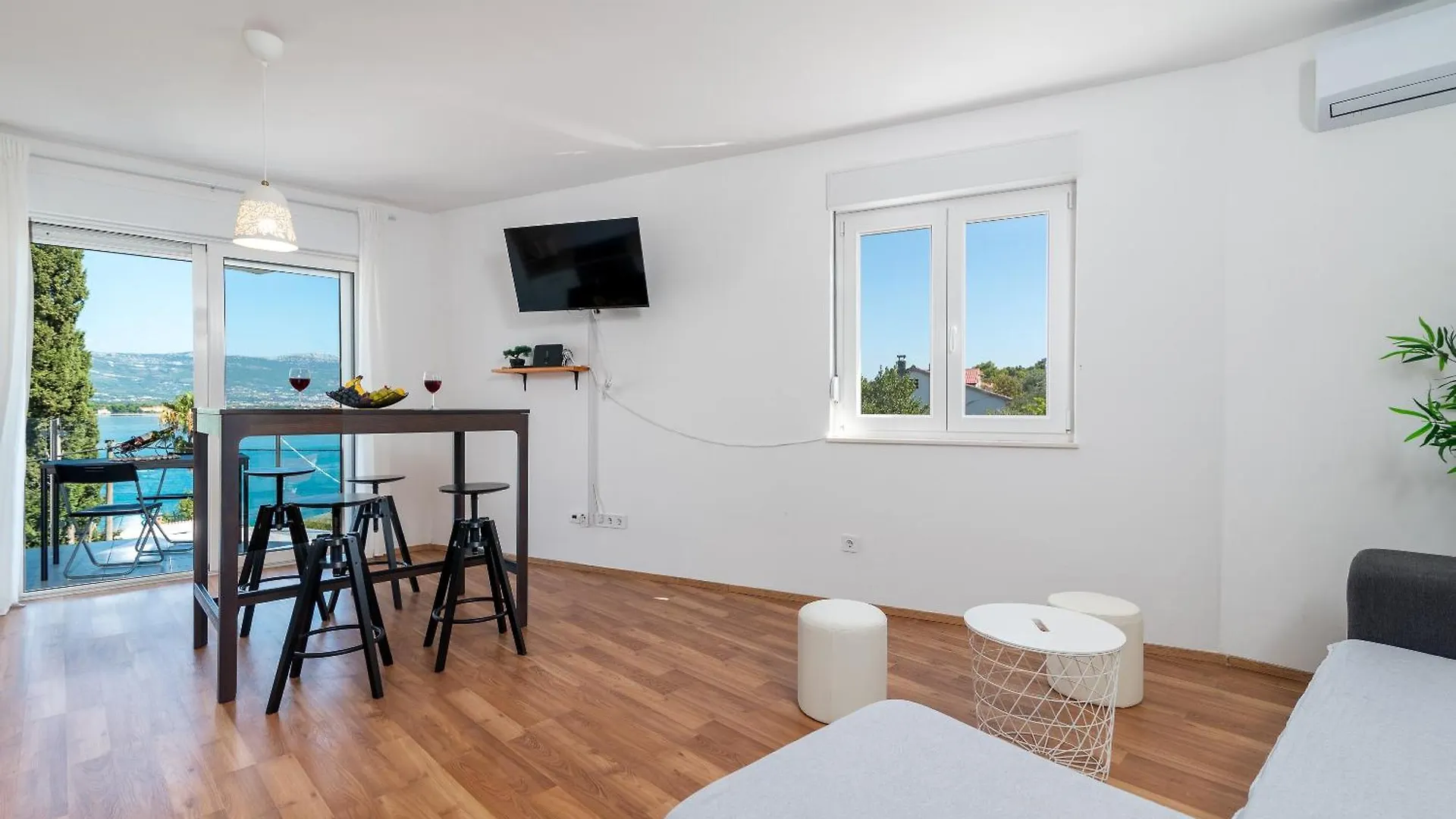 Apartments Lotus Trogir 0*,