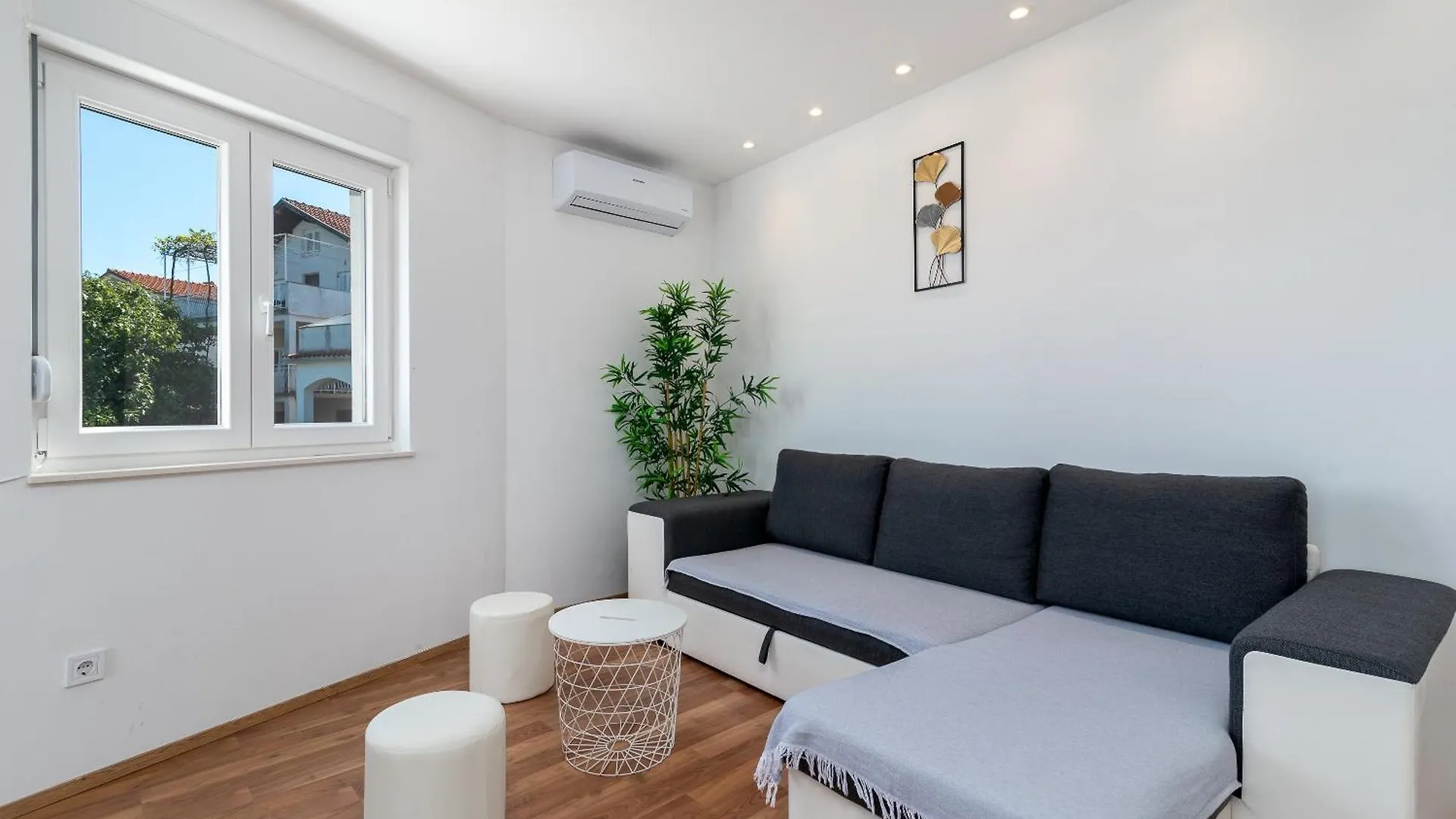 Apartments Lotus Trogir 0*,